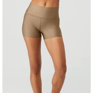 Alo 3" High-Waist Airlift Short